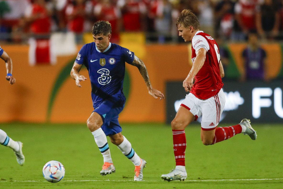 Soccer_EPL_Chelsea forward Christian Pulisic and Arsenal midfielder Martin Odegaard